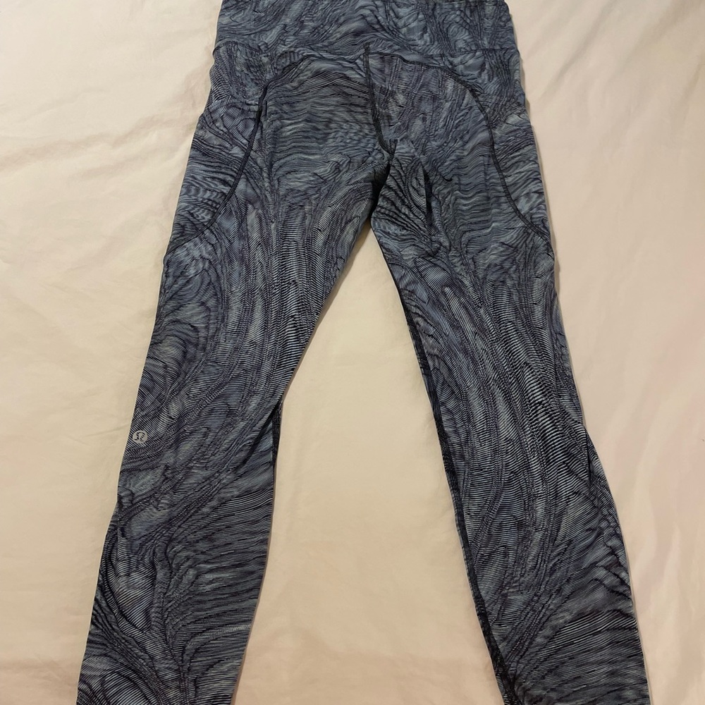 Lululemon, size 10, base pace, drawstring, like new (worn twice)